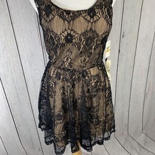 Mimi Chica small mini dress black lace with nude lining