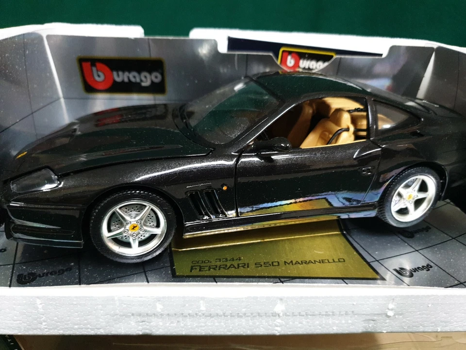 Bburago Burago 1:18 FERRARI 550 MARANELLO 1996 NERA in Metallo cod. 3344 MIB - Immagine 4 di 4
