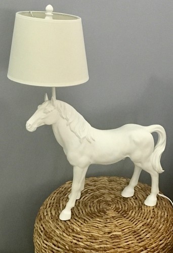 Resin Hand Painted Horse Lamp White - Picture 5 of 11