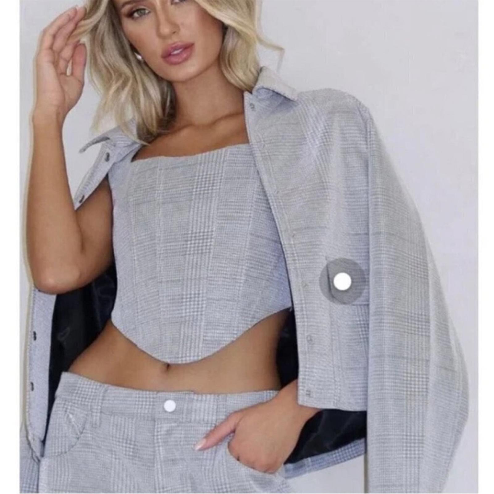 Noli Cropper Button Down Plaid Jacket - image 4