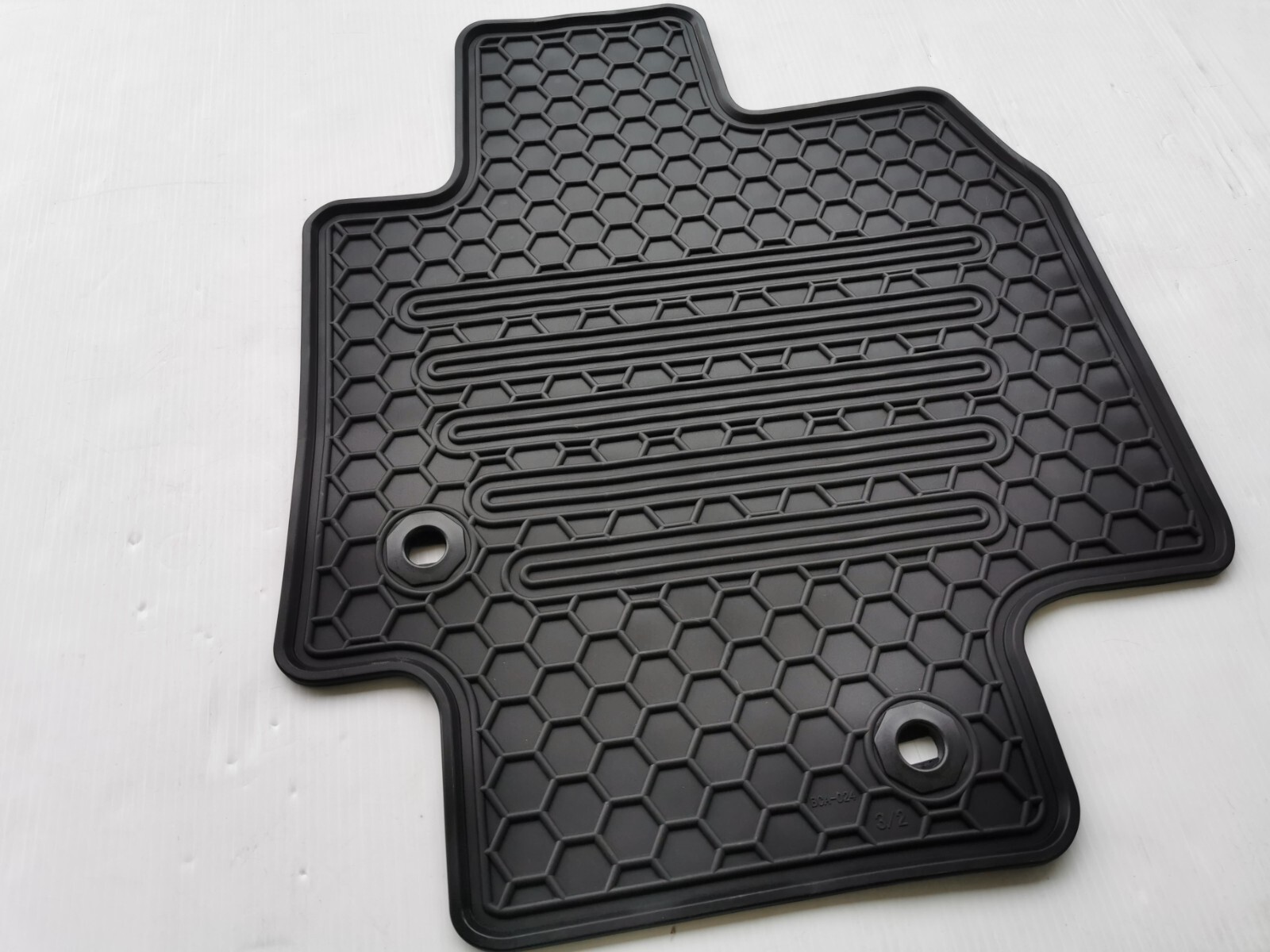 Rugged Rubber Floor Mats Tailored Heavy Duty suitable for Toyota Kluger
