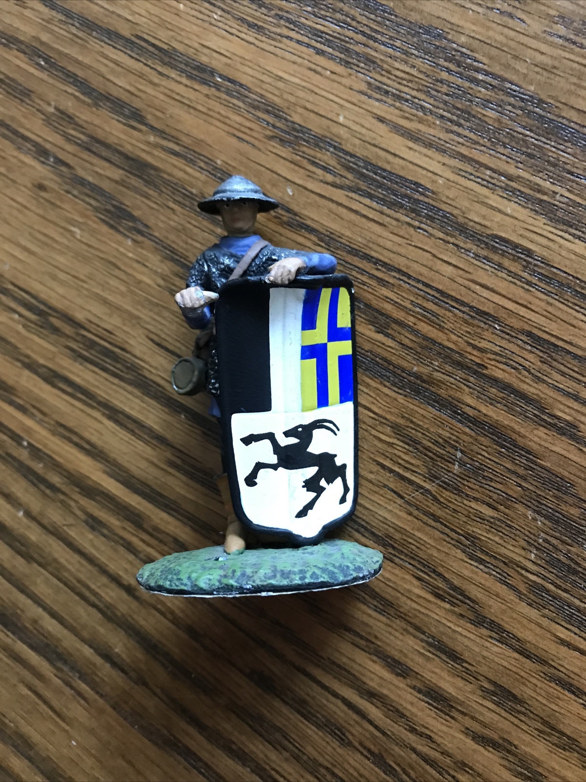 Vintage ALTAYA SOLDATS DU MOYEN-AGE 15th Century Swiss Crossbowman Figure