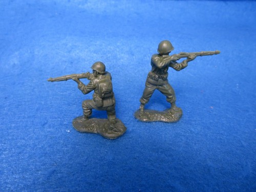 WWII U.S. combat infantry set #1 16 fig's by Classic Toy Soldiers in green,54mm - Picture 4 of 5