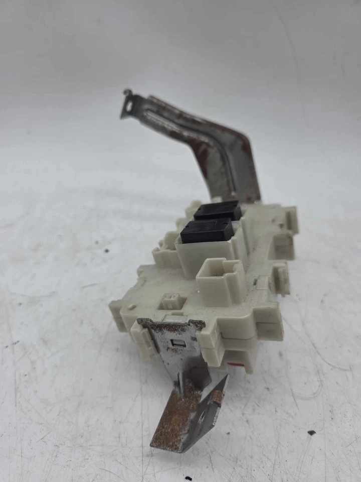 Nissan Nv2500 2012-2020 bajo tablero cabina caja de fusibles unidad 24350-1PA1A Foto 2 de 3