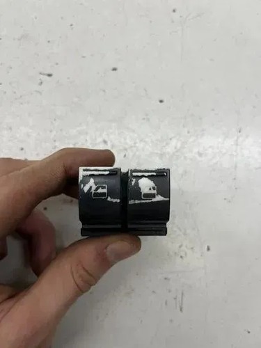 VW GOLF V Variant 1K5 Fensterheber Schalter Vorne links 1K3959857 1.90 23951598