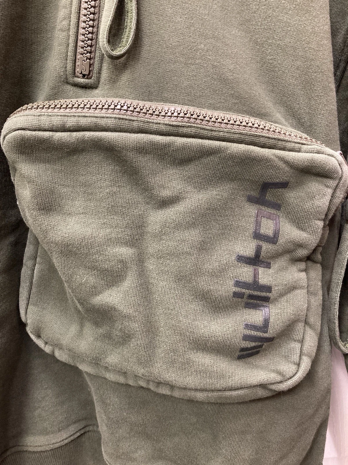 LOUIS VUITTON（LV） Felpa con cappuccio mezza zip Louis Vuitton 2019 verde 3D tasca patchata Taglia: M