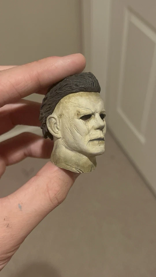 Escultura de cabeza personalizada Trick Or Treat Studios Michael Myers 2018 escala 1/6 Foto 2 de 4