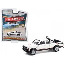 1991 Chevrolet S-10 Baja Extended Cab 1:64 White Model By Greenlight 35210B-P9