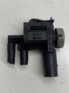 Volkswagen Golf IV 2002 Diesel 81kW Turbolader Druckwandler Magnetventil DRA8963