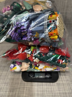 #ad LEGO BOTANICALS 4.3 LB CLEAN Mixed parts pieces bricks LB1 Roses Lilly Bouquet $47.86