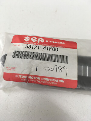 NOS OEM Genuine Suzuki Emblem Logo Bade fuel tank LH P/N 68121