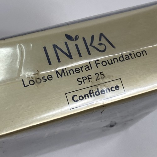 INIKA Certified Organic Loose Mineral Foundation w/SPF 25 Confidence - Picture 2 of 4