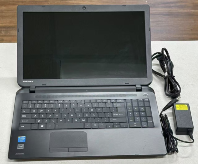 Toshiba Satellite C55-B5300 15.6in. (500GB, Intel Celeron, 2.58GHz