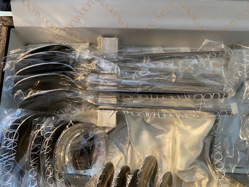 Lucky Wood Cutlery Set , 51 pc. Vintage, Dinner Set, 1812