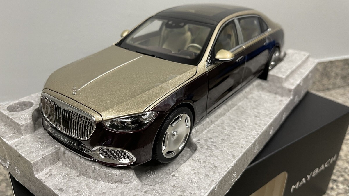 Mercedes Benz Maybach S 680 4MATIC Norev 1:18 Modell B66961423 