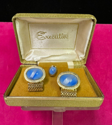 VINTAGE 1960s EXECUTE GOLD TONE CUFFLINKS W/TIETAC NEW OLD STOCK