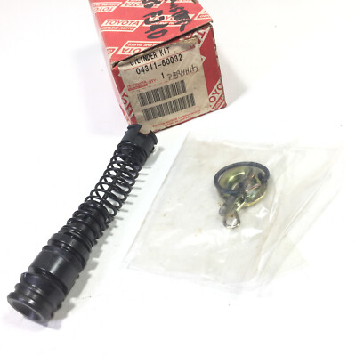Cylinder Kit Clutch Master 04311-60032 Toyota Unser KF80 RZF81