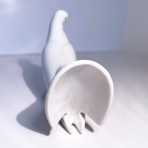 Vintage 1980s Nao Lladro Spain White Porcelain Dove Figurine - Picture 4 of 6