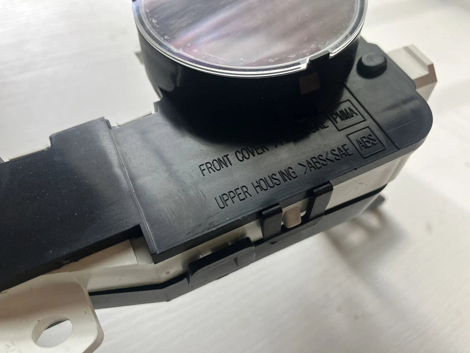 2009 09 原始设备制造商日产 370Z 中心仪表板仪表 — 第 3/4 张图片