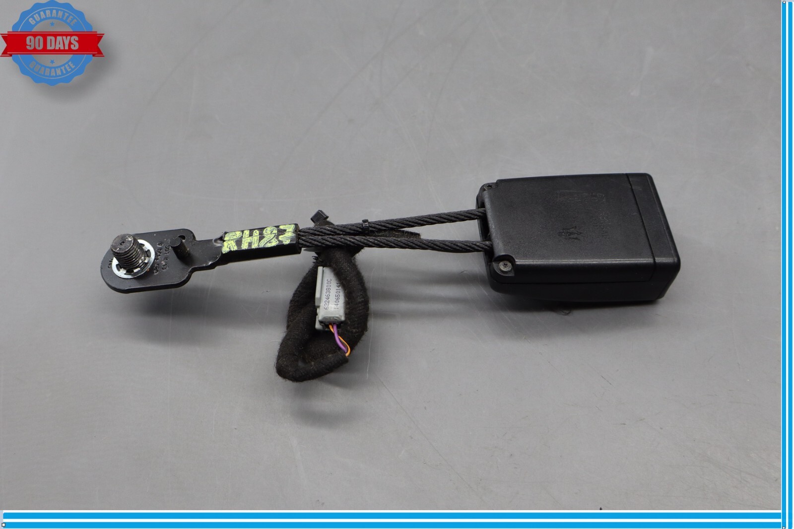 Maserati Quattroporte 2014-2022 Front Right Seat belt buckle