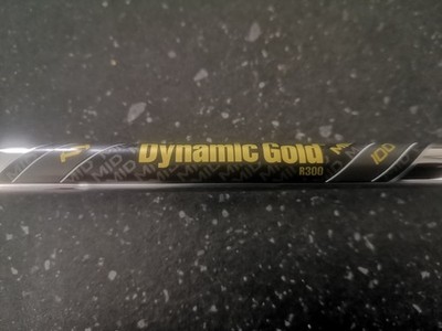 True Temper Dynamic Gold Mid 100 R300 Regular Stahl Eisenschaft 35'' .370 Spitze 