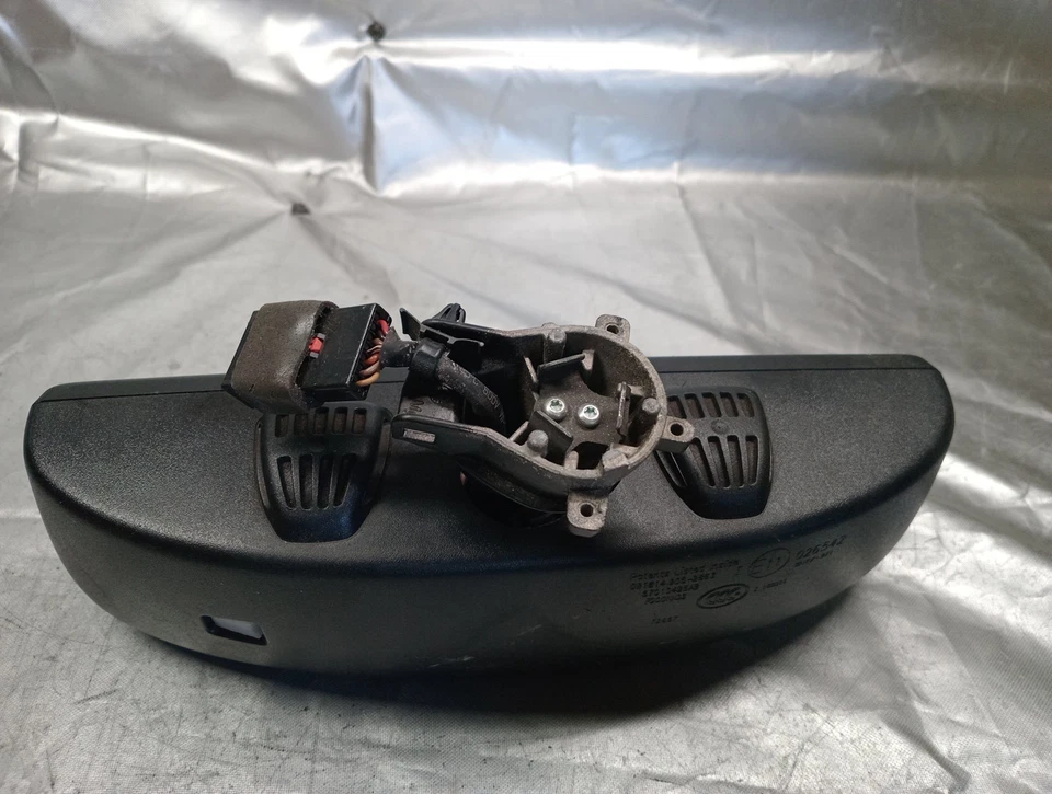 2011-2014 Chrysler 200 Interior Overhead Automatic Dimming Rear View Mirror OEM - Image 4 of 4