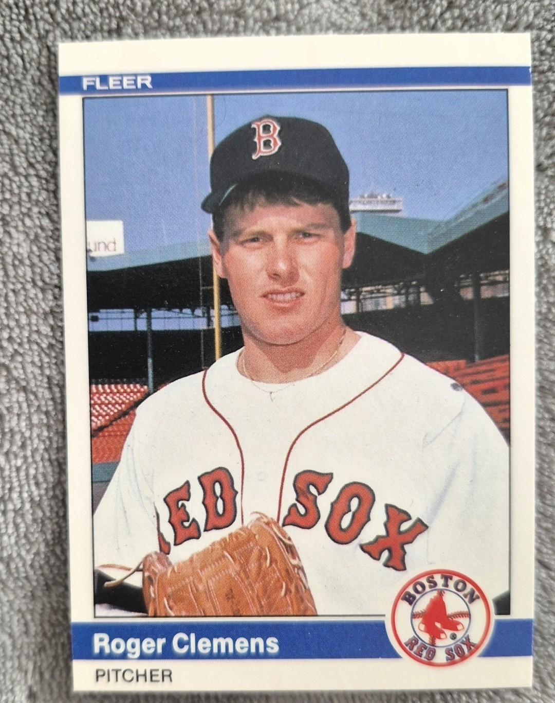 1984 Fleer Update #U27 Roger Clemens XRC Team: Boston Red Sox Baseball RC