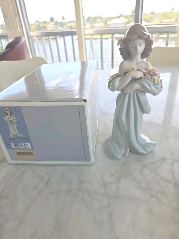 Vtg Lladro “Petals Of Love” Porcelain Figurine Made In Spain #06346 Original Box