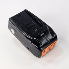 Watson Compact Charger for Canon LP-E6 Battery with USB Port Black
