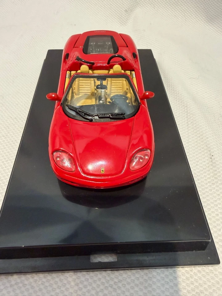 Hot Wheels 100% Ferrari 360 Spider Red Diecast Model Car 1:24 Collectible - Image 4 of 4