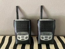 RadioShack 21-1859 Personal FM Transceiver Walkie Talkies Two-Way Radio Pair
