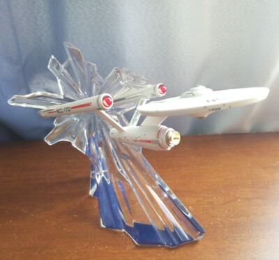 Franklin Mint Star Trek Enterprise 1701 porcelain ceramic & crystal base RARE!