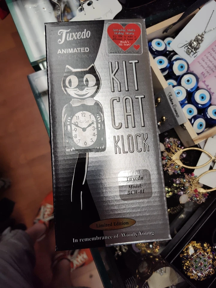 BLACK TUXEDO  KIT KAT CLOCK -Full Size - 15.5"- MADE IN THE USA   BLACK - Image 2 of 4