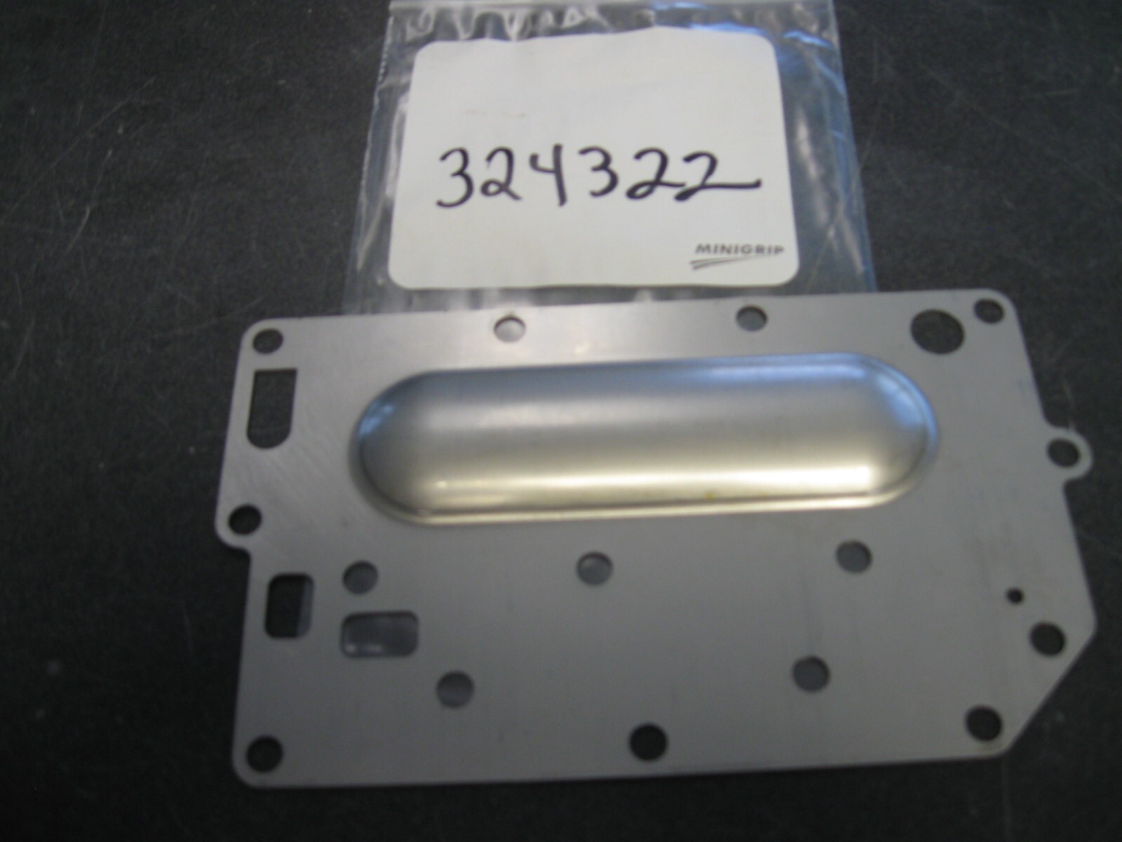 OEM EVINRUDE Johnson OMC 324322 0324322 Exhaust Cover C39 for sale 