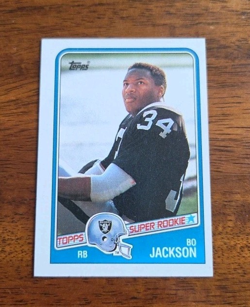 1988 Topps Football Rookie Bo Jackson #327 (RC) EX-NM; See Photos