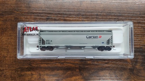 Tolva de 4 bahías Carlon #65193 escala N Atlas 3956 | Condition: Used