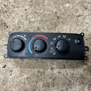 P55056322AD✅02-05 Ram /01-04 Dakota Heater AC Climate Switch Temperature control