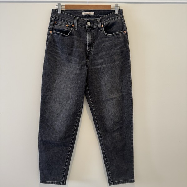 Cute Grey Levi’s High Rise Boyfriend Denim Jeans Comfy Casual Size 29