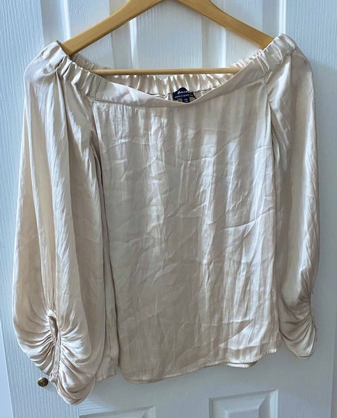 BARDOT Ladies Beige Satin Off-The-Shoulder 3/4-Sleeve Top Size 8