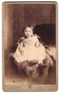 Fotografie H. Garrett Cocking, London, 57, Queen´s Road, Portrait niedliches Kl 