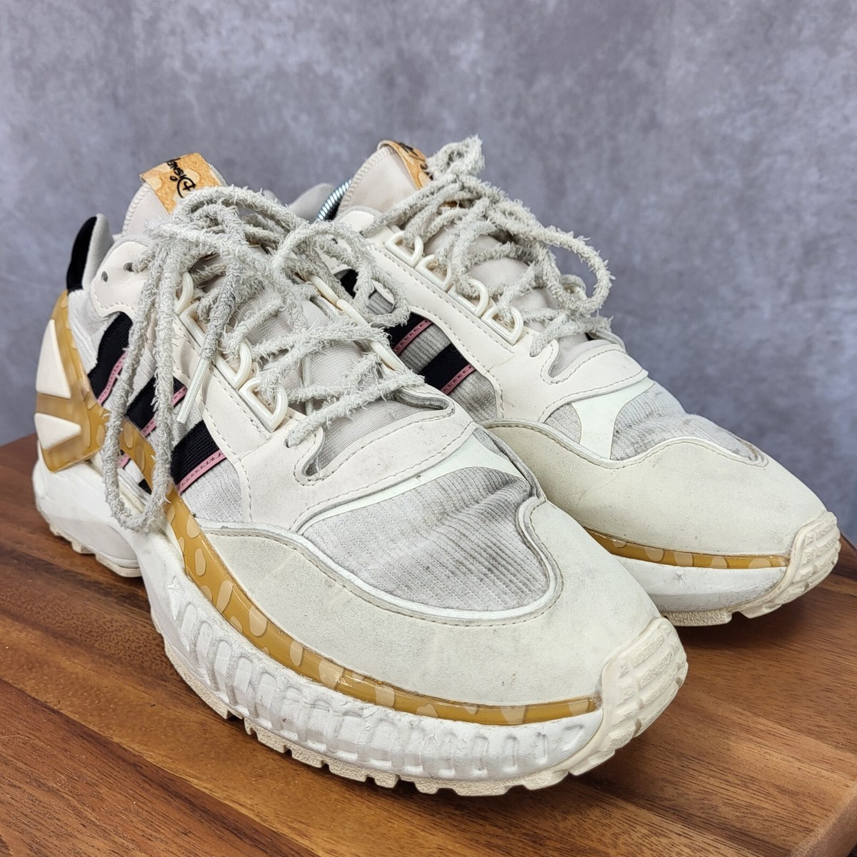 Size 9.5 - adidas Disney x ZX Wavian Bambi W for sale online Size 9.5 - adidas Disney x ZX Wavian Bambi W for sale online