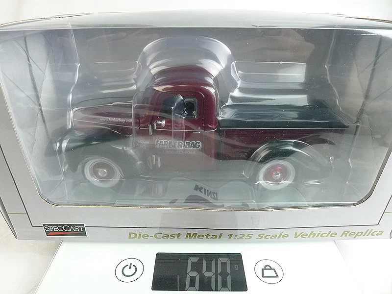 Speccast 1/25 Scale Pickup Die Cast Metal ,Oliver - Image 2 of 4