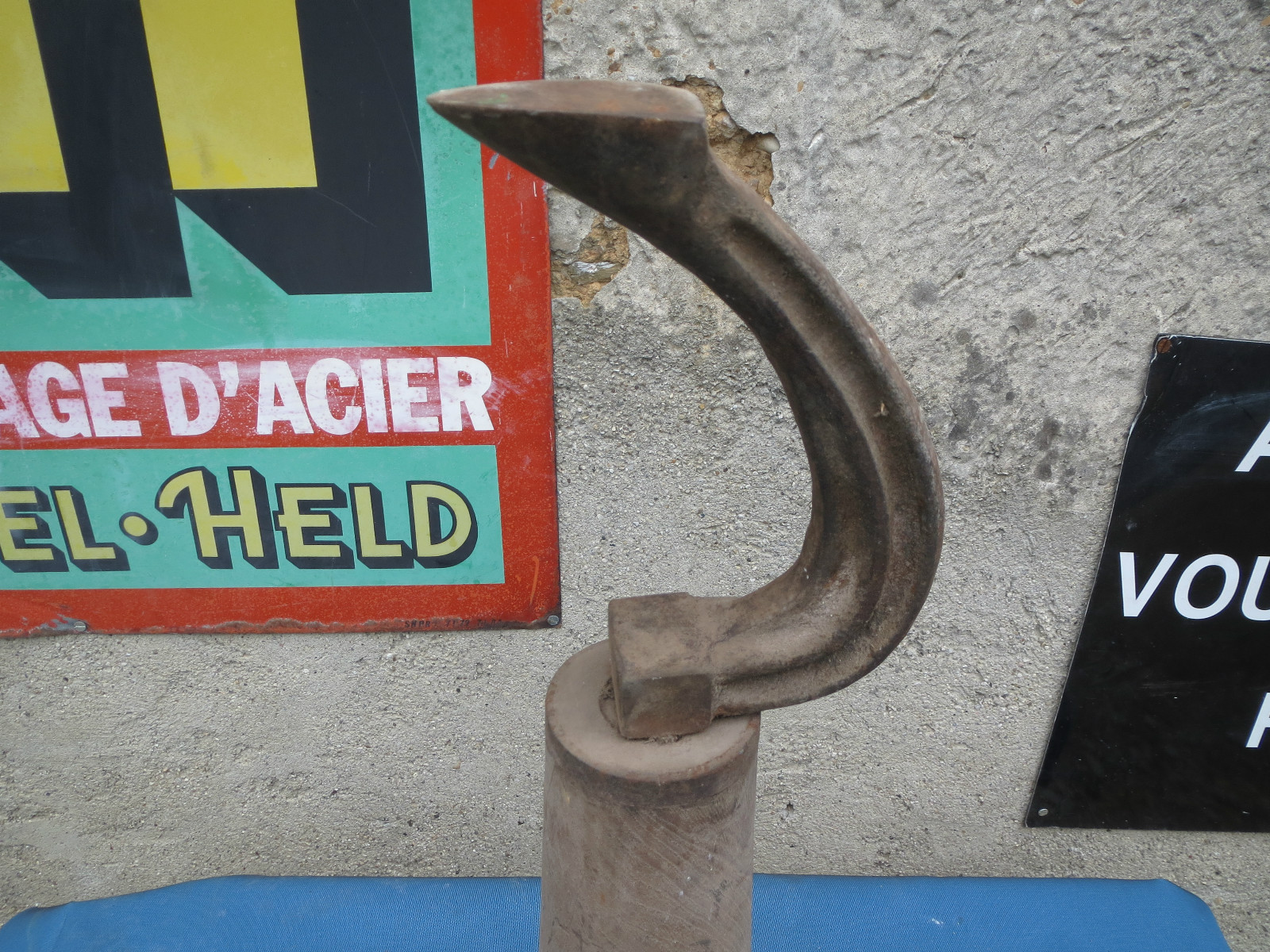 2 PIEDS Outils de Cordonnier Bottier 1900 Enclume Anciens Objets EUR 21