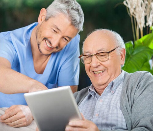 'SENIOR GAMER' - 10" TABLET WITH 100+ GAMES PLUS BIBLE FOR SENIORS (SEE BUNDLE) - Picture 2 of 11