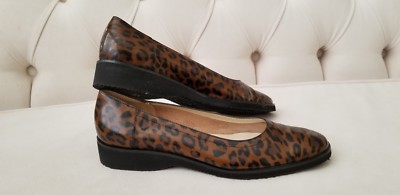 Salvatore Ferragamo 7 B Black Brown Animal Print Patent Leather
