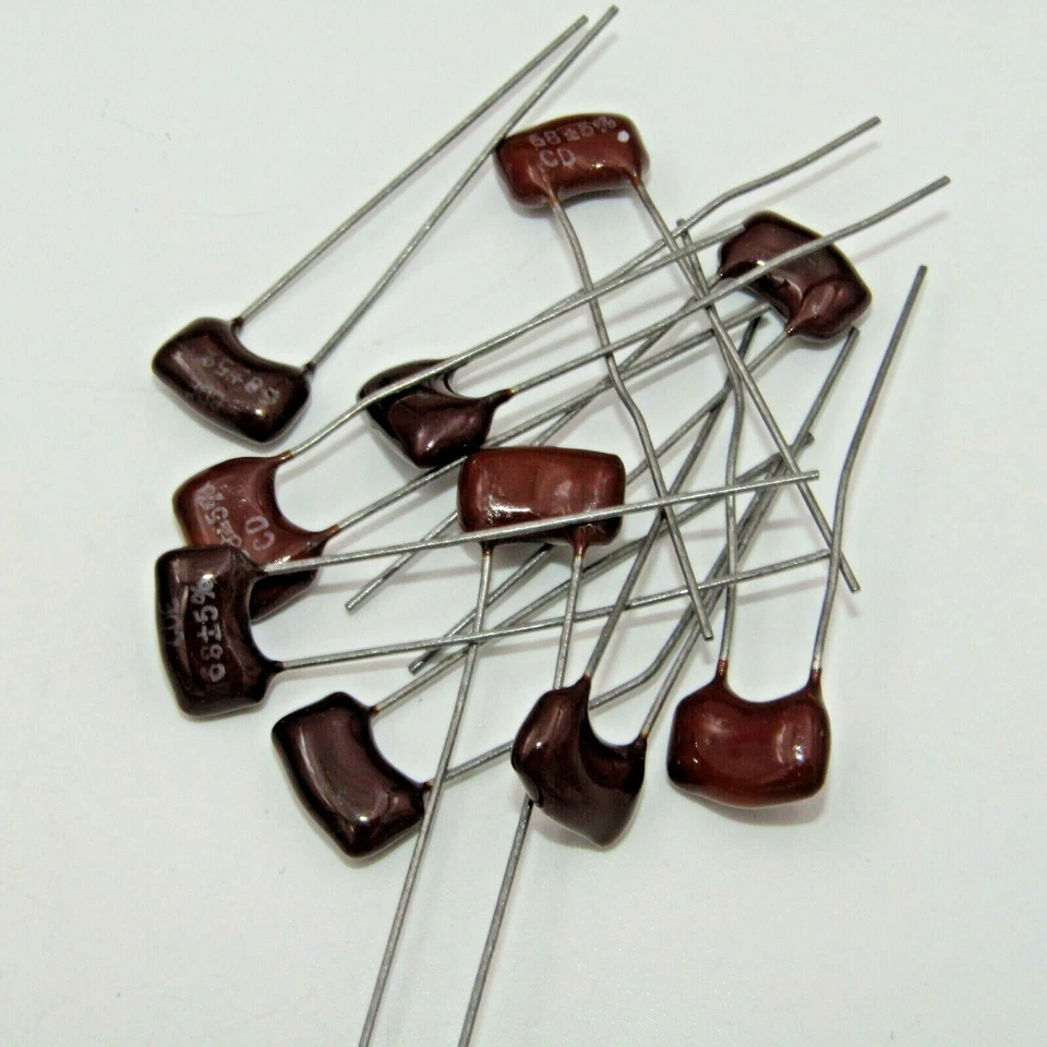 CORNELL DUBILIER ( 10 PCS ) 68pF 500V 5% Mica Dipped Capacitor Cornell Dublier