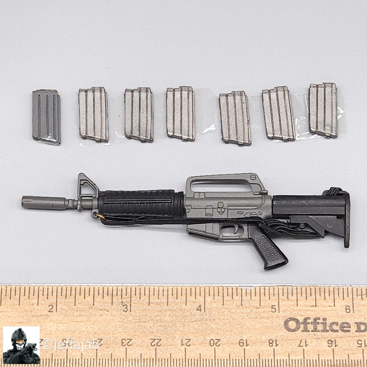 1:6 Ultimate Soldier Vietnam MACV-SOG XM177 M16 Rifle for 12 1:6 Ultimate Soldier Vietnam MACV-SOG XM177 M16 Rifle for 12