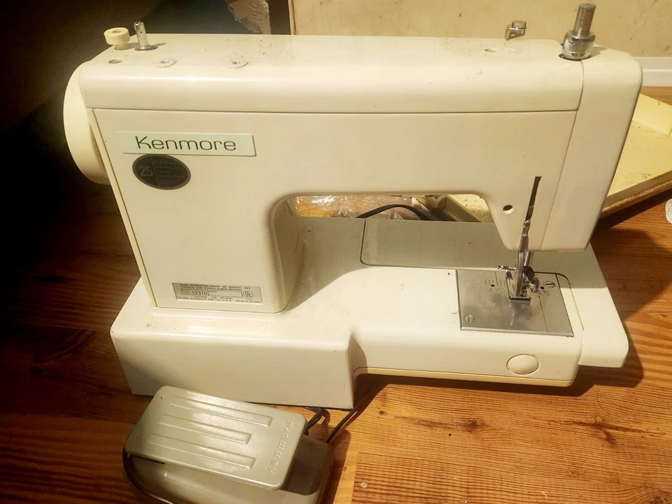 Máquina de costura Kenmore 158 12310 - Imagem 3 de 4