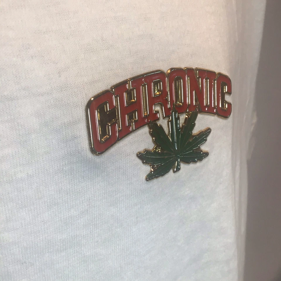 Camiseta vintage de una sola puntada crónica medallón hoja de olla para hombre talla L Foto 3 de 4