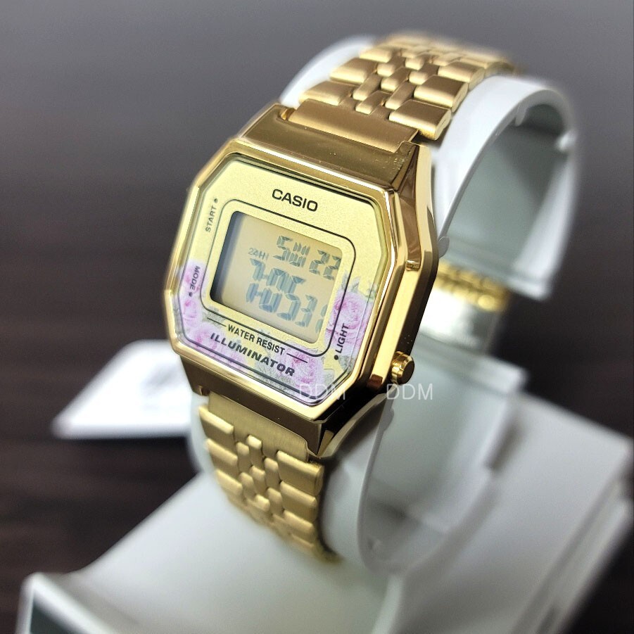 Casio La680wga-4c Women Mid-size Digital Retro Vintage Watch